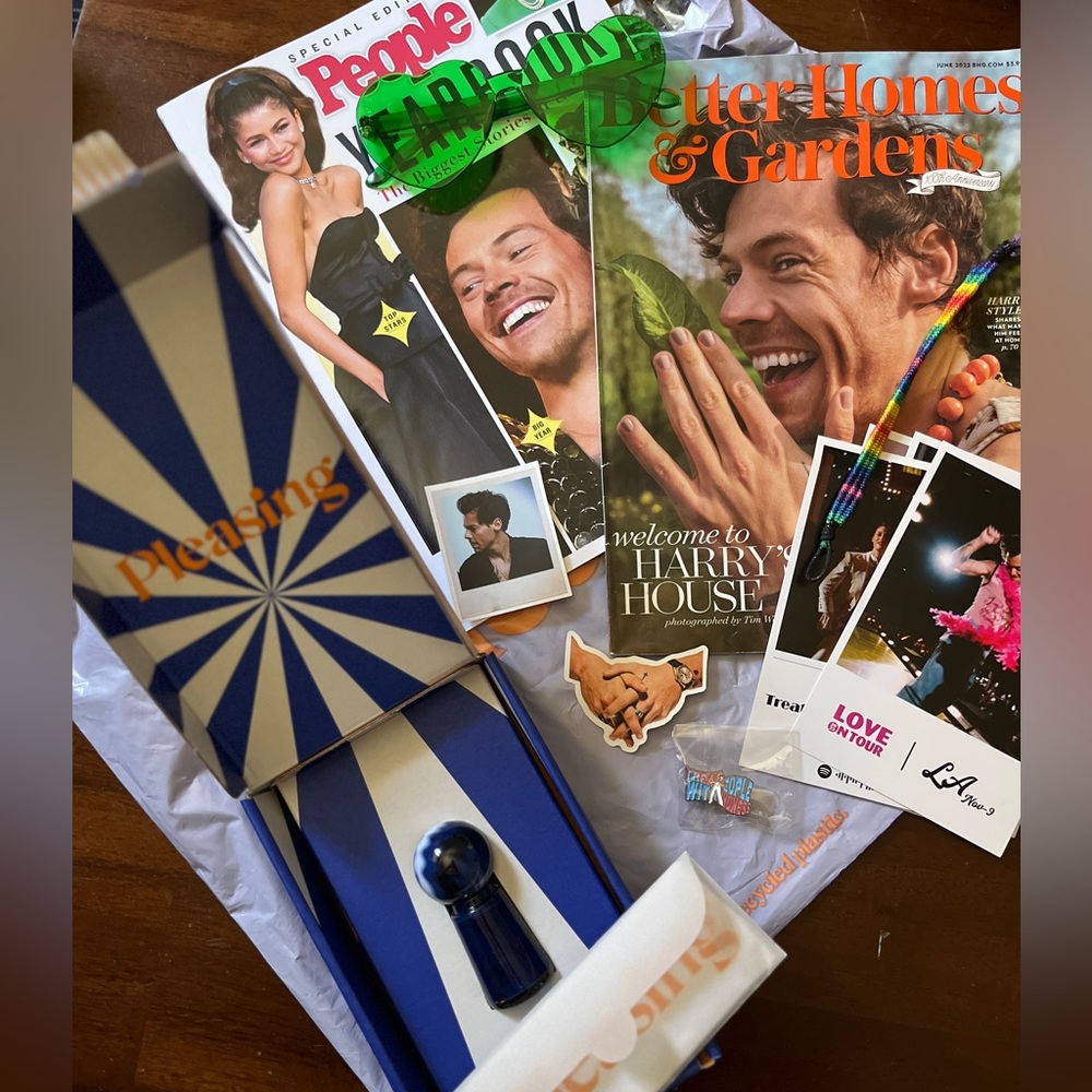 Harry Styles PLEASING nail polish bundle